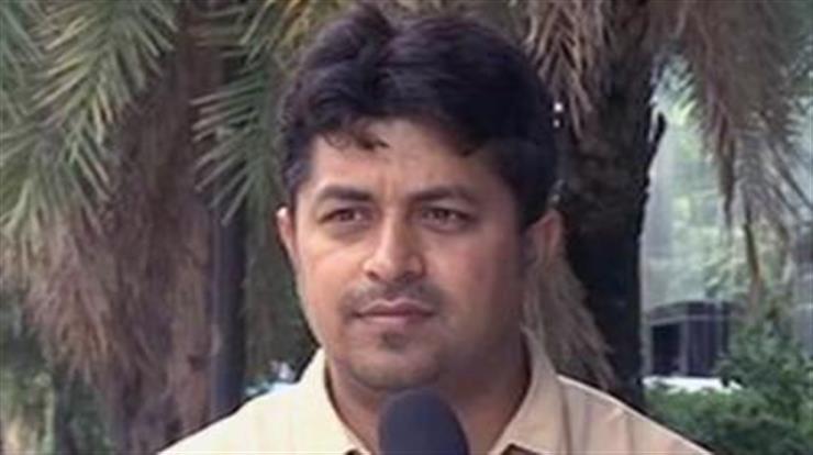 Crime story on journalist's rags-to-riches success!